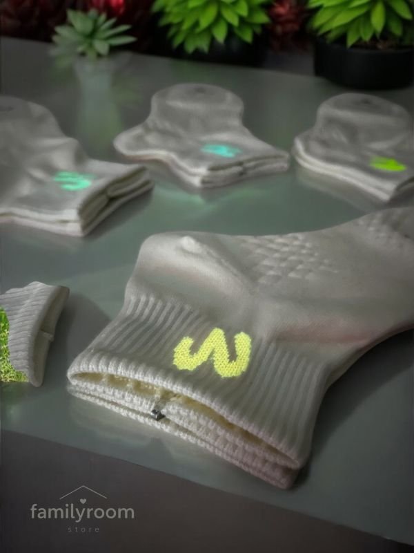 Шкарпетки демісезонні "Корона" | Неонові літери •  Резинка фіксатор посередині| Розмір: 36-41